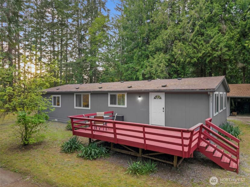 Property photo for 21 E Burrows Lane, Shelton photo 2