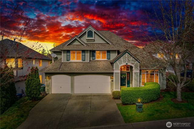 Property photo for 8012 Ne 151st Court, Kenmore