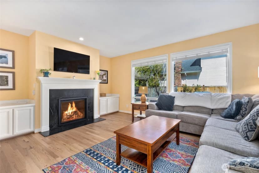 Property photo for 8012 Ne 151st Court, Kenmore photo 15