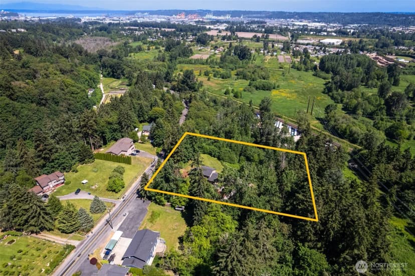 Property photo for 4607 44th Avenue E, Tacoma photo 33