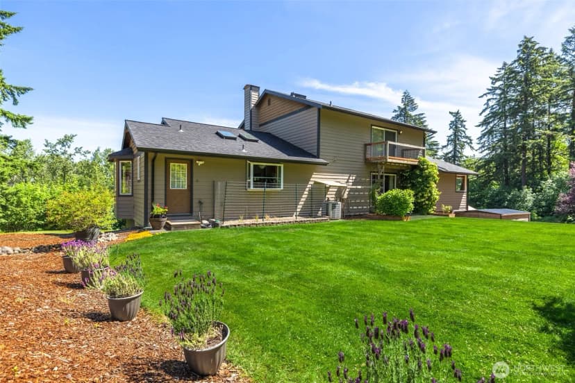 Property photo for 4607 44th Avenue E, Tacoma photo 28