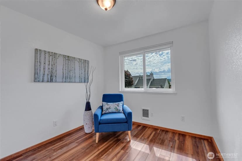 Property photo for 18610 10th Ave Ne, Poulsbo photo 27