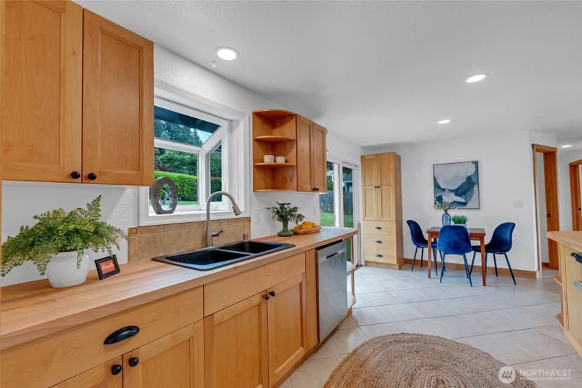 Property photo for 18610 10th Ave Ne, Poulsbo photo 18