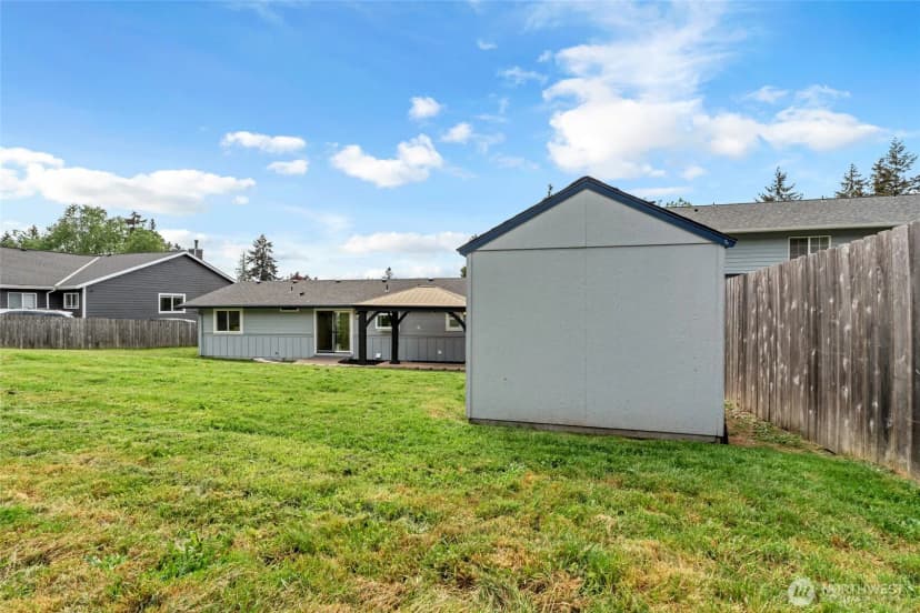 Property photo for 18610 10th Ave Ne, Poulsbo photo 31