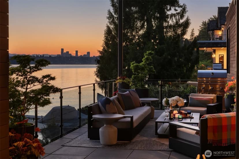 Property photo for 4041 W Mercer Way, Mercer Island photo 25