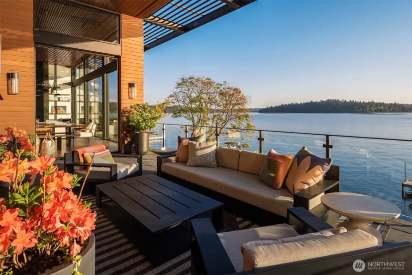 Property photo for 4041 W Mercer Way, Mercer Island photo 11