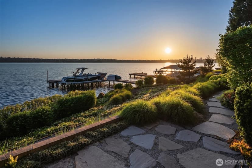 Property photo for 4041 W Mercer Way, Mercer Island photo 26