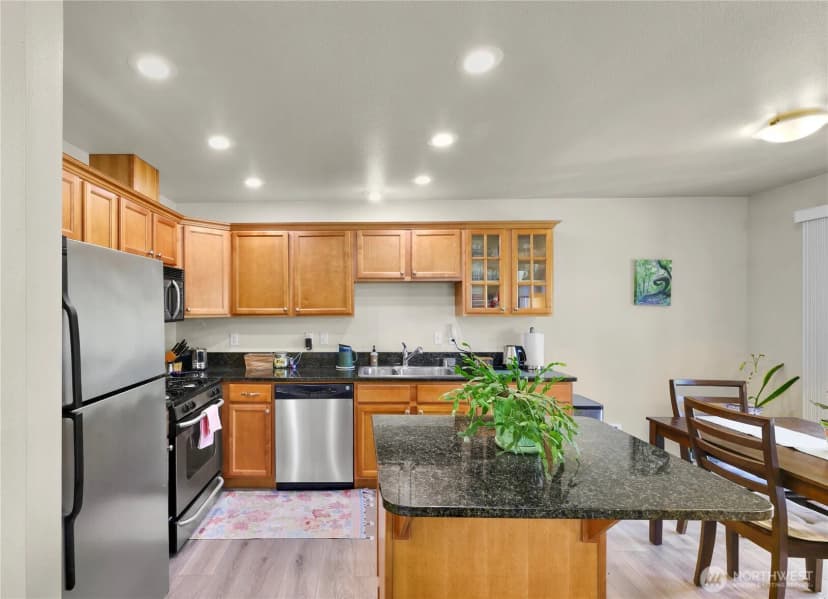 Property photo for 1389 Bayview Court #202, Blaine photo 14