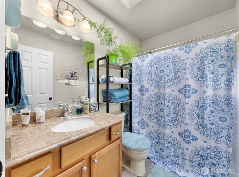 Property photo for 1389 Bayview Court #202, Blaine photo 25