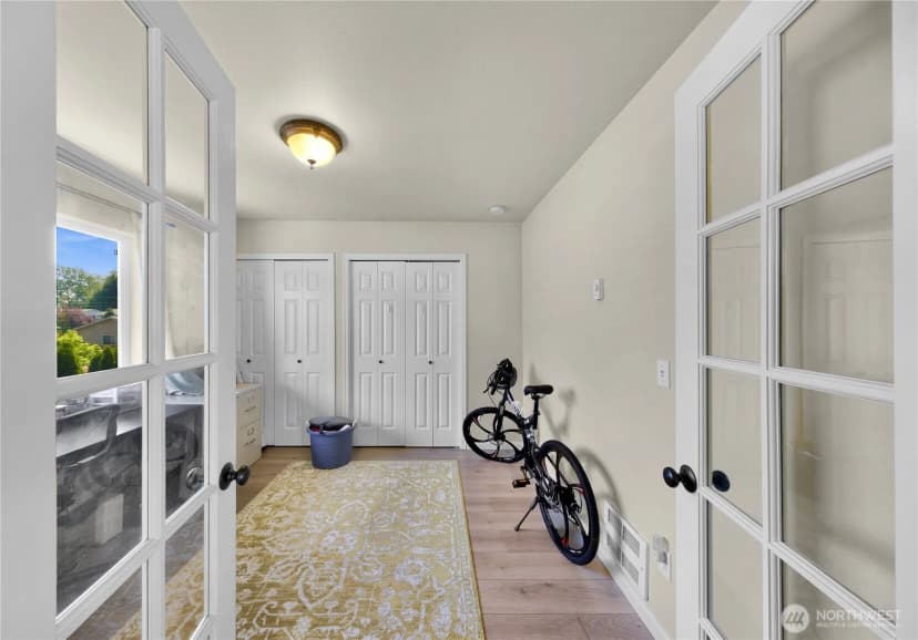 Property photo for 1389 Bayview Court #202, Blaine photo 26