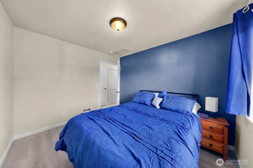 Property photo for 1389 Bayview Court #202, Blaine photo 24