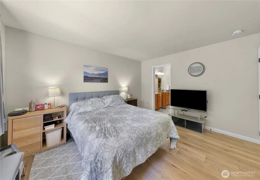 Property photo for 1389 Bayview Court #202, Blaine photo 18