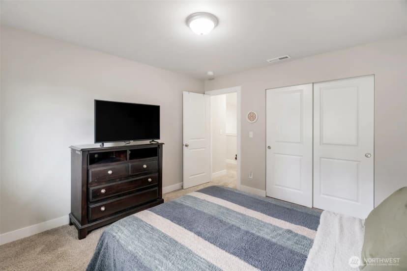 Property photo for 15415 Coles Court Se, Yelm photo 26