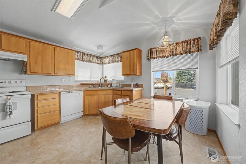 Property photo for 426 7th Ave Se, Ephrata photo 6