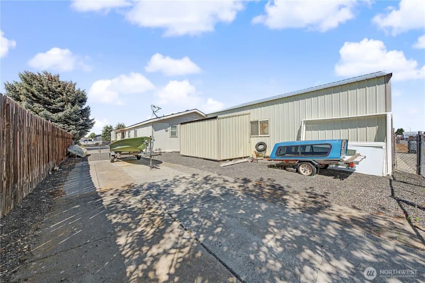 Property photo for 426 7th Ave Se, Ephrata photo 24