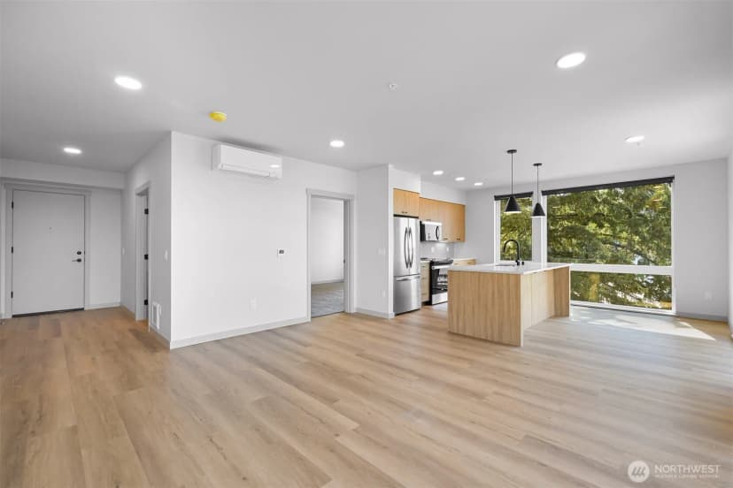 Property photo for 820 N State Street #412, Bellingham photo 8