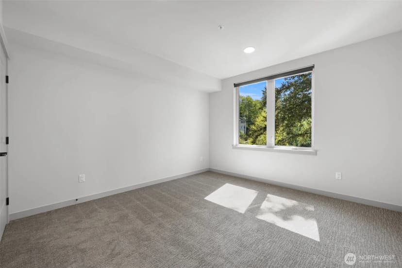 Property photo for 820 N State Street #412, Bellingham photo 19