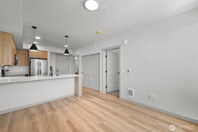 Property photo for 820 N State Street #507, Bellingham photo 4