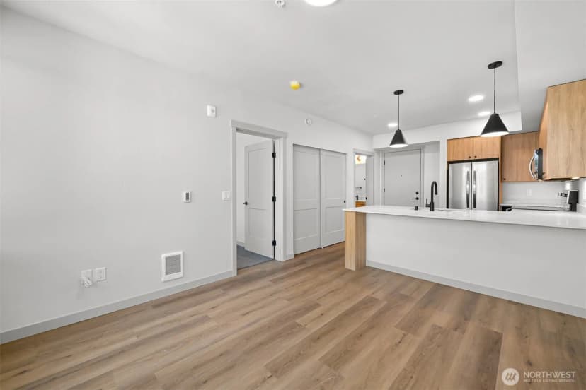 Property photo for 820 N State Street #608, Bellingham photo 8