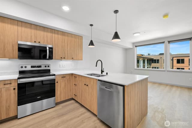 Property photo for 820 N State Street #608, Bellingham photo 5
