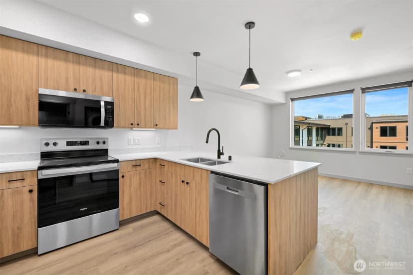 Property photo for 820 N State Street #608, Bellingham photo 5