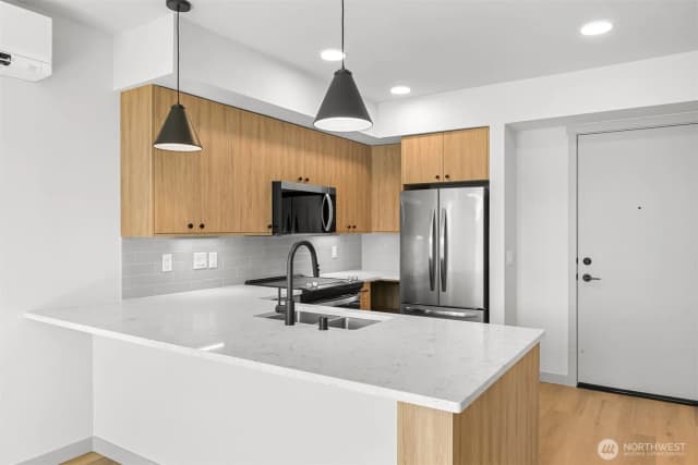 Property photo for 820 N State Street #611, Bellingham photo 5