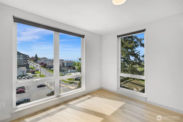 Property photo for 820 N State Street #611, Bellingham photo 2