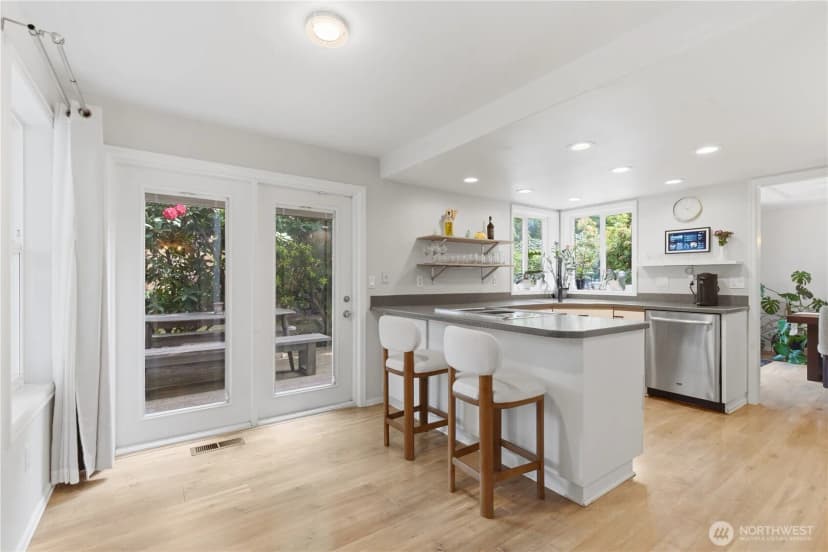 Property photo for 209 Casey Court Steilacoom, Steilacoom photo 13
