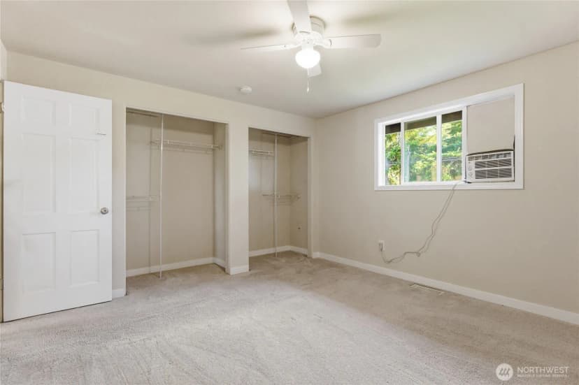 Property photo for 2607 92nd Street S, Lakewood photo 15