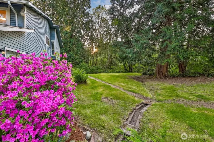 Property photo for 3733 221st Avenue Se, Sammamish photo 31