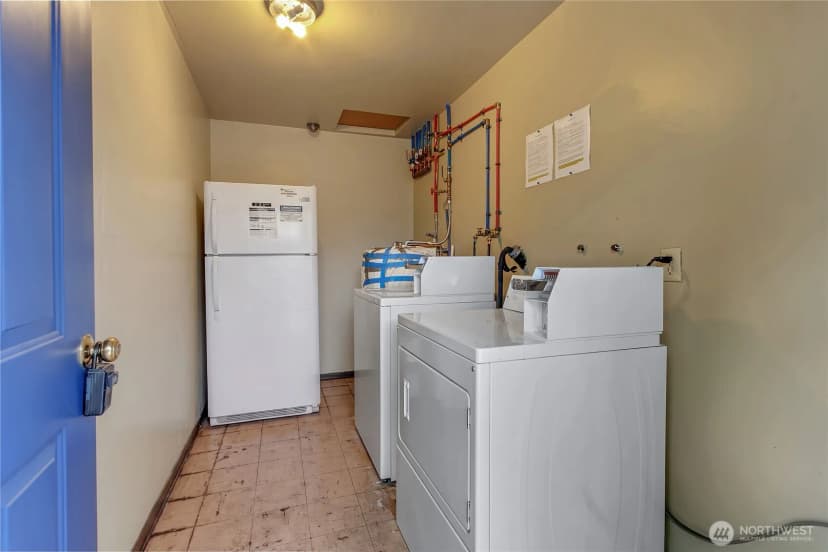 Property photo for 838 Harrington Avenue Ne, Renton photo 22