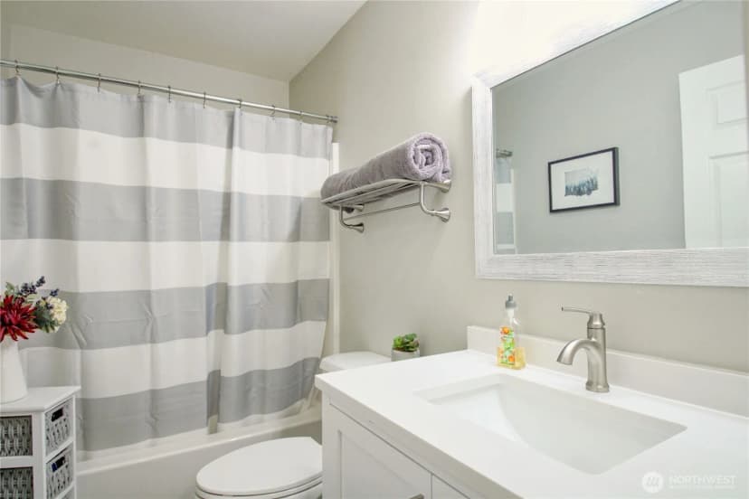 Property photo for 1953 Lake Whatcom Boulevard #4b, Bellingham photo 34