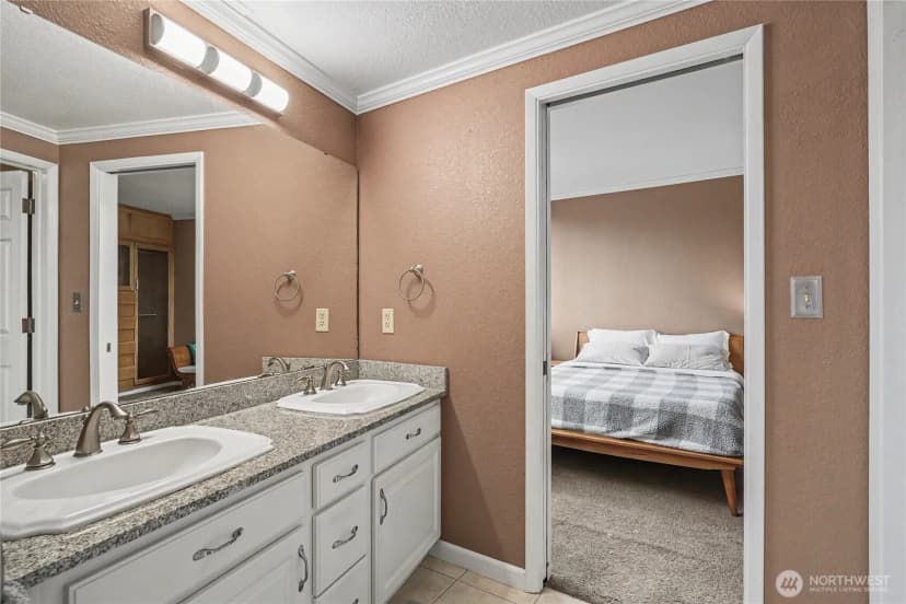 Property photo for 1910 Evergreen Park Drive Sw #504, Olympia photo 13