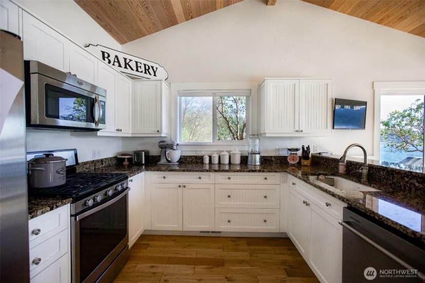 Property photo for 240 Myers Road, Friday Harbor photo 12