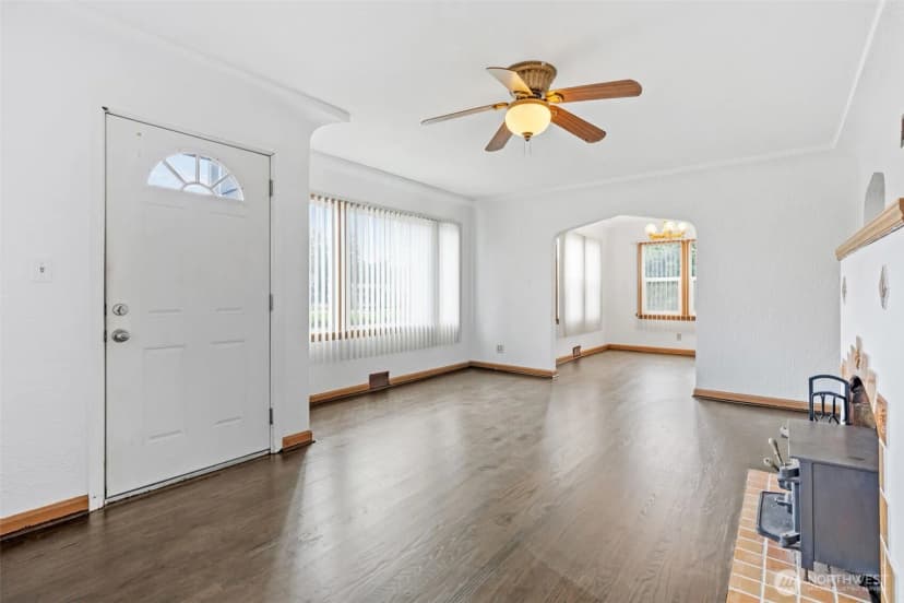 Property photo for 205 W Saar Street, Kent photo 6