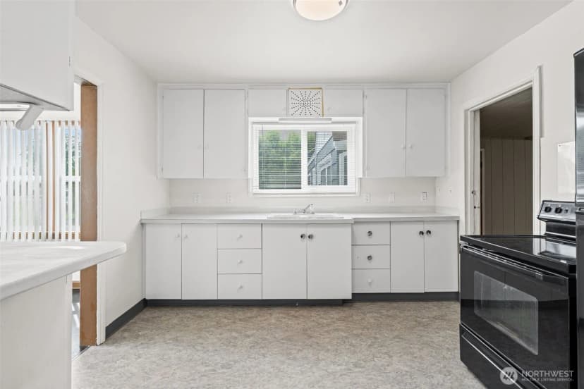 Property photo for 205 W Saar Street, Kent photo 14