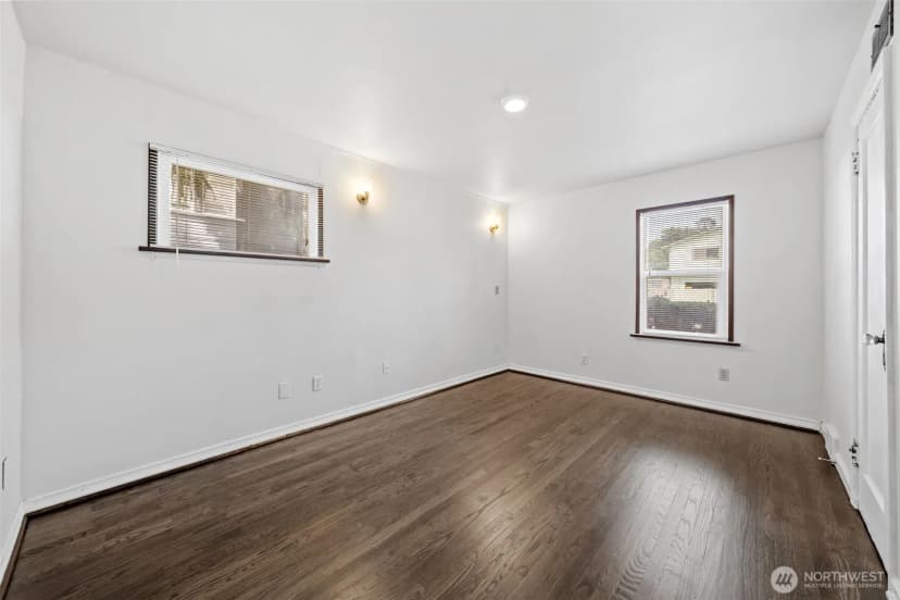 Property photo for 205 W Saar Street, Kent photo 17