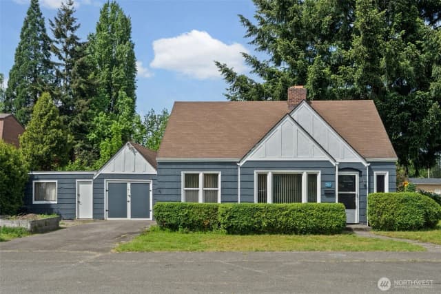 Property photo for 205 W Saar Street, Kent