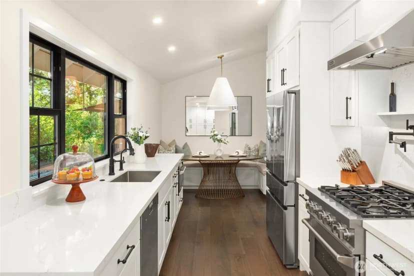 Property photo for 51 Glacier Key, Bellevue photo 11