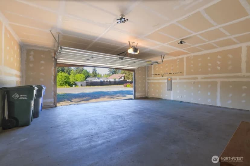 Property photo for 10720 Eustis Hunt Road E, Graham photo 22