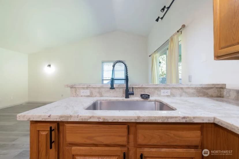 Property photo for 10720 Eustis Hunt Road E, Graham photo 13