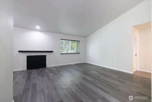 Property photo for 10720 Eustis Hunt Road E, Graham photo 4