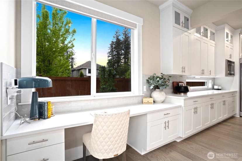 Property photo for 2623 242 Avenue Se, Sammamish photo 9