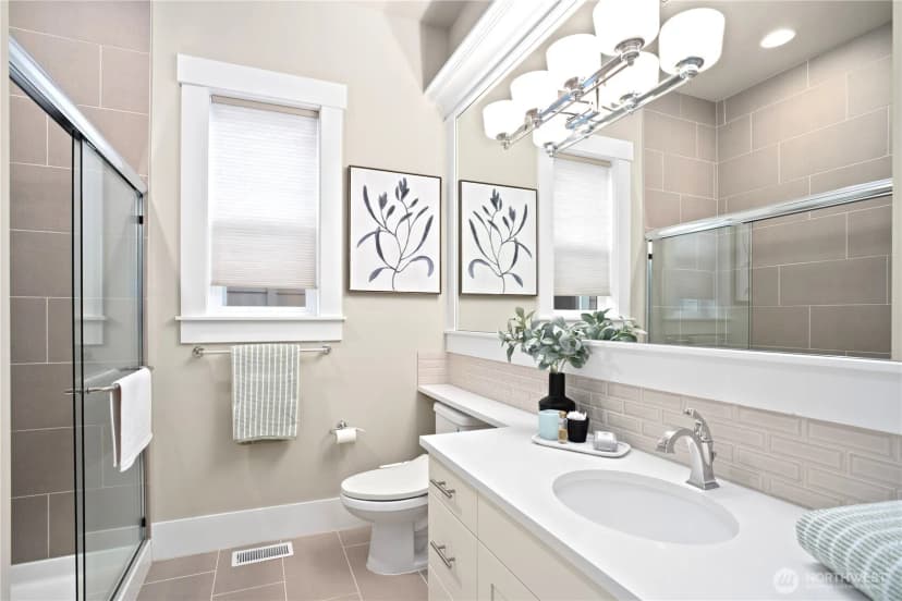 Property photo for 2623 242 Avenue Se, Sammamish photo 16