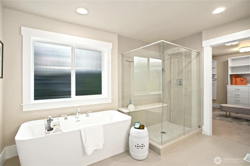 Property photo for 2623 242 Avenue Se, Sammamish photo 23