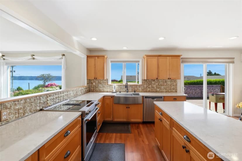 Property photo for 6917 Rainier Avenue, Gig Harbor photo 18