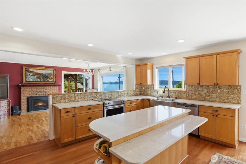 Property photo for 6917 Rainier Avenue, Gig Harbor photo 16