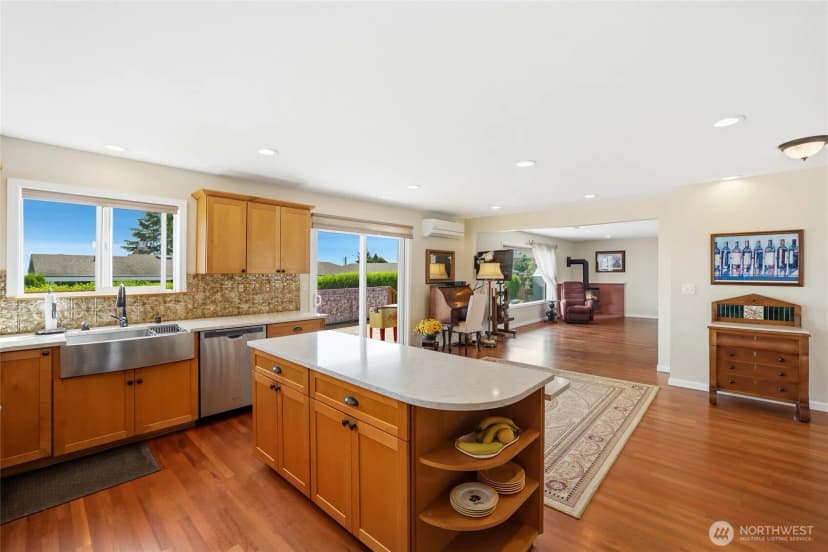 Property photo for 6917 Rainier Avenue, Gig Harbor photo 17