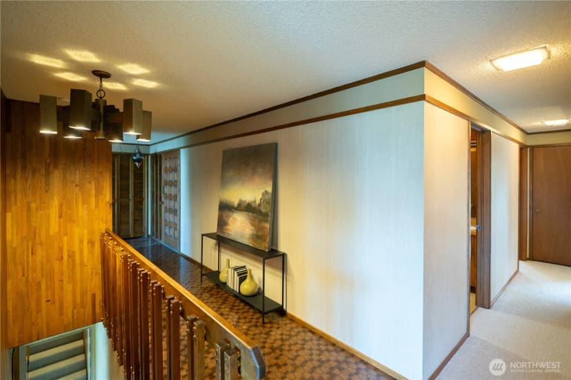 Property photo for 4033 52nd Place Sw, Seattle photo 7