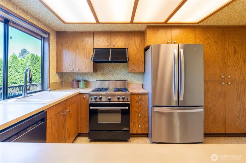 Property photo for 4033 52nd Place Sw, Seattle photo 11